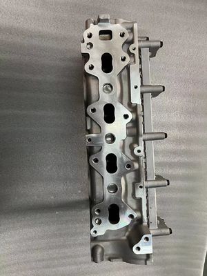 SANTA FÉ III DM 2012- Year 2012- Cylinder Head for HYU D4HB 22100-2f000 552F52FU00