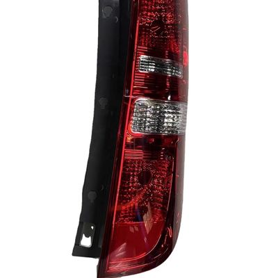 Tail Lights 92401-4h00092402-4h00092401-4h02092402-4h020 with Golden Single Eyelet